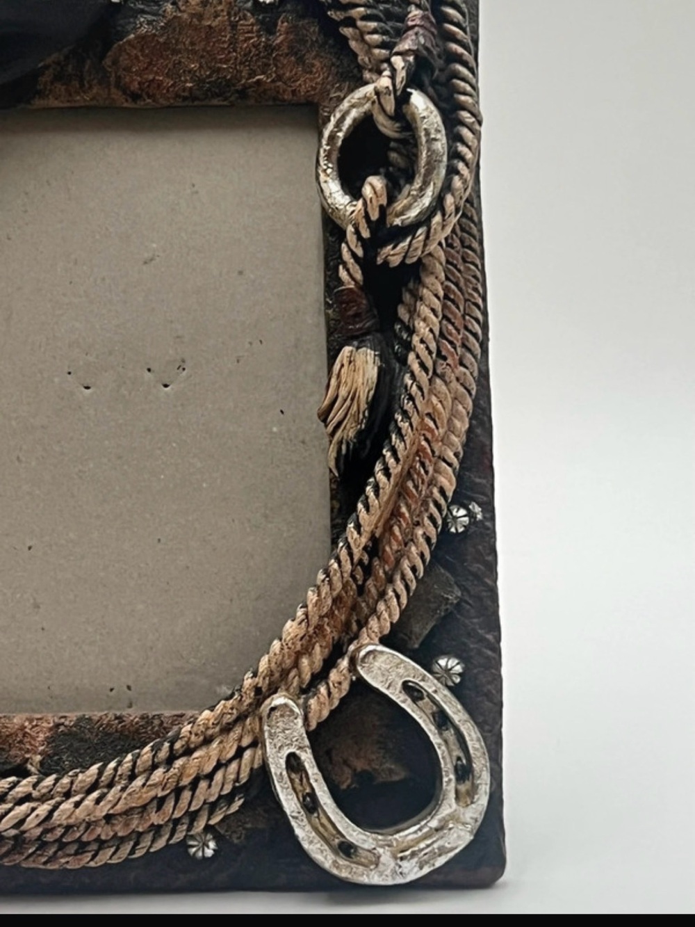 Rustic Western Rope & Horseshoe Photo Frame - Brown - Picture 3 of 4